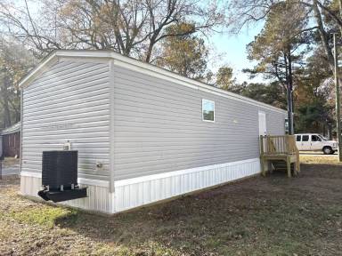 Main picture of 903 Salters St