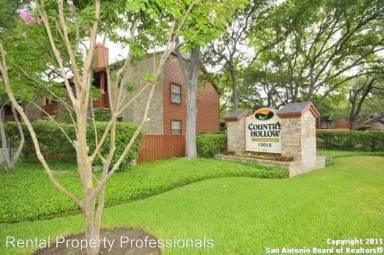 Main picture of Country Hollow Condominiums