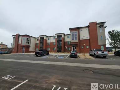 Main picture of 981 S Sable Blvd