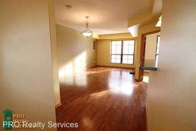 Main picture of 2565 Franklin Ave