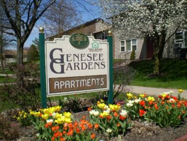 Main picture of 114 Genesee Gdns