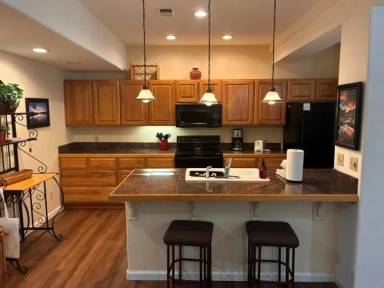 Main picture of 54 Ensign Dr