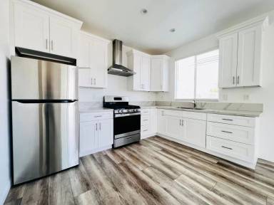 Main picture of 3720 Magnolia Ave