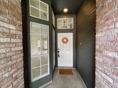 Main picture of 2400 Yellowhammer Ave