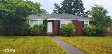 Main picture of 3602 Memorial Pkwy NW