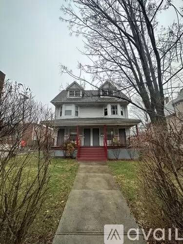 Main picture of 1366 W 111th St