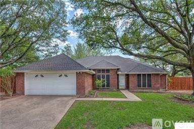 Main picture of 5105 Sterling Dr