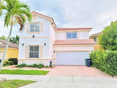 Main picture of 11242 SW 156th Pl