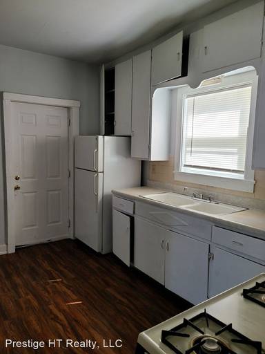Main picture of 415 Newman St