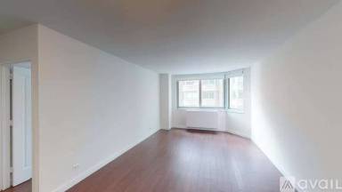 Main picture of 430 E 30th St