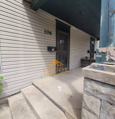 Main picture of 104 S 7th St