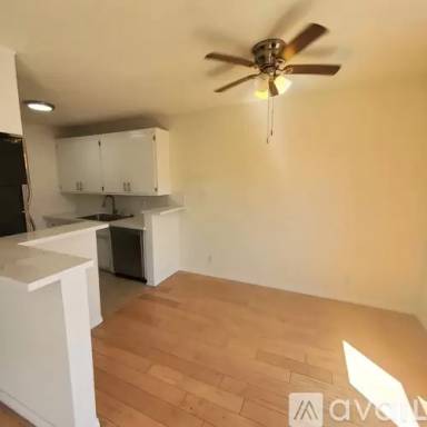 Main picture of 3432 Mentone Ave
