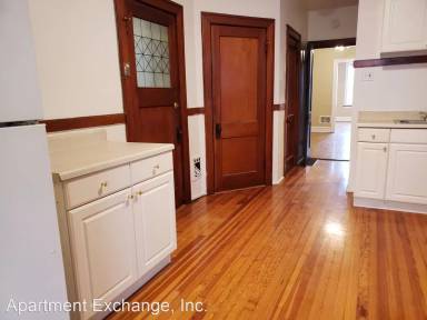 Main picture of 3704 Fairview Ave