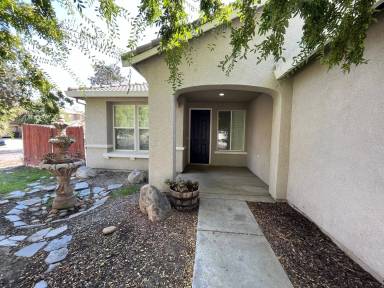 Main picture of 2933 W Harold Ct