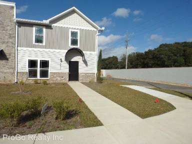 Main picture of 5031 Peach Dr
