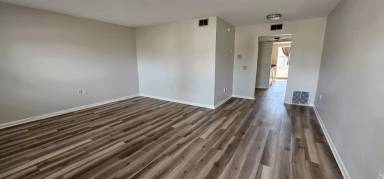 Main picture of 911 Washington Ave Apartments