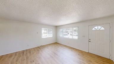 Main picture of 12214 Custer St
