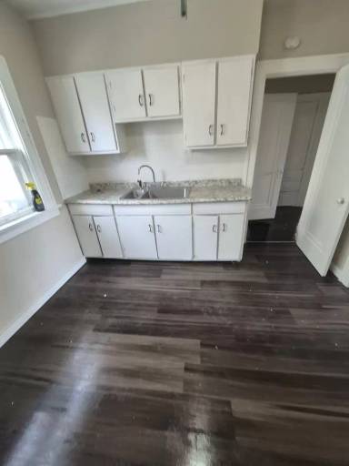 Main picture of 3769 E 124th St