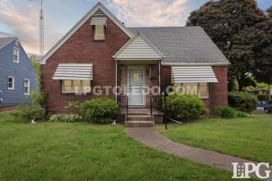 Main picture of 3132 Mulberry St