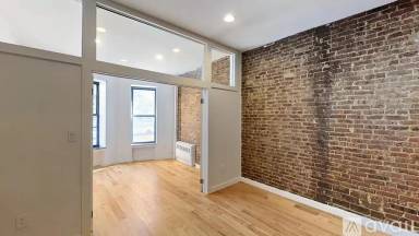 Main picture of 1486 Bedford Ave