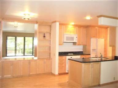 Main picture of 6333 Lake Washington Blvd NE
