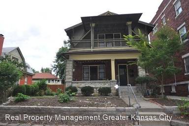 Main picture of 912-20 E 41st St