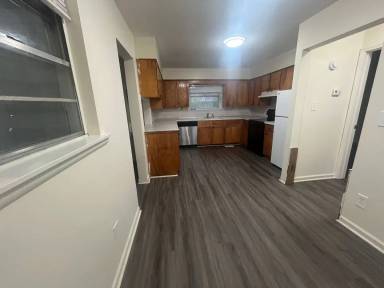 Main picture of 203 N 6th St