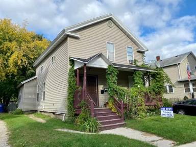 Main picture of 1211 E Walnut St