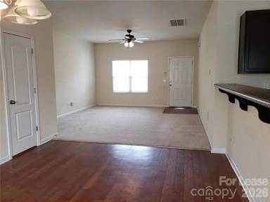 Main picture of 2329 Old Goose Ln