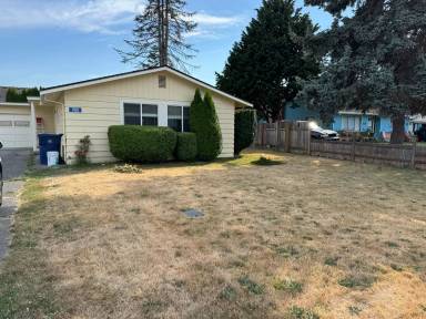 Main picture of 980 E Sharon Ave