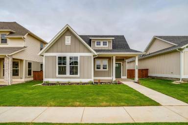 Main picture of 108 Cardinal Dr