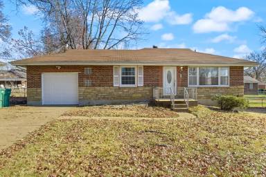 Main picture of 10138 Farrington Dr