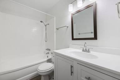Main picture of Village Apartments Associates