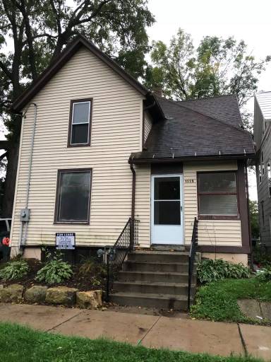 Main picture of 1113 Drake St