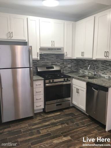 Main picture of 1525 W Estes Ave