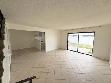 Main picture of 5091 Bandera St