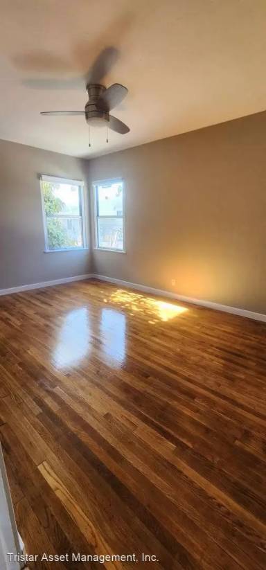 Main picture of 4018 Menlo Ave