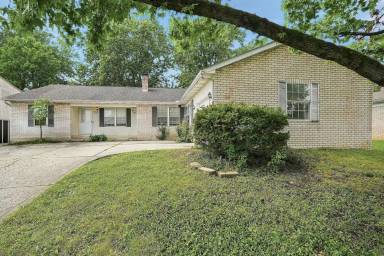 Main picture of 3319 Kristin Ct