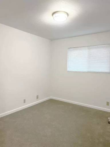 Main picture of 681 Seville Ln