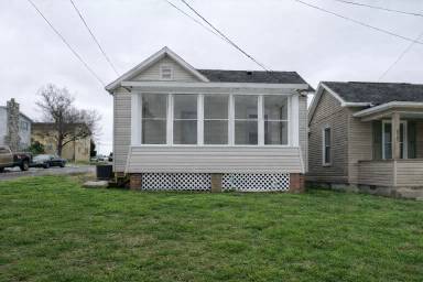 Main picture of 2201 Gould Ave