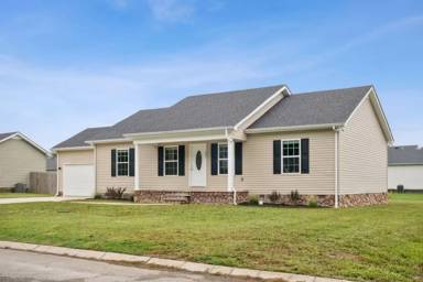 Main picture of 257 Williamsburg Cir