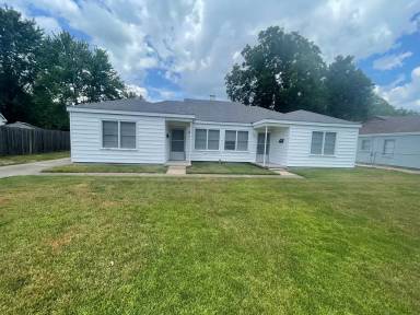 Main picture of 125 State Ct