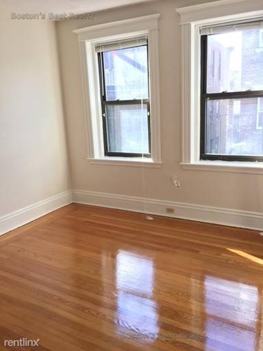 Main picture of 27 Saint Lukes Rd