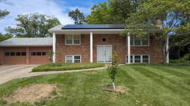 Main picture of 104 Lindell Dr