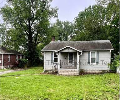 Main picture of 8012 Nola Ave