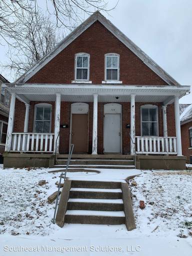 Main picture of 702 S Ellis St