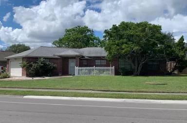 Main picture of 7025 Glasgow Dr