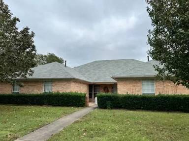 Main picture of 6222 Summerhill Pl