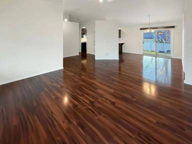Main picture of 2807 Mink Pl