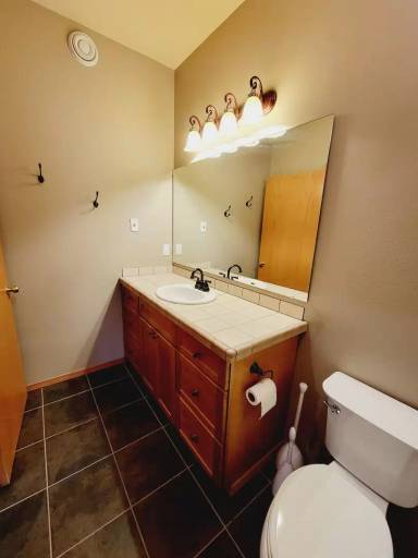 Main picture of 1660 2nd St